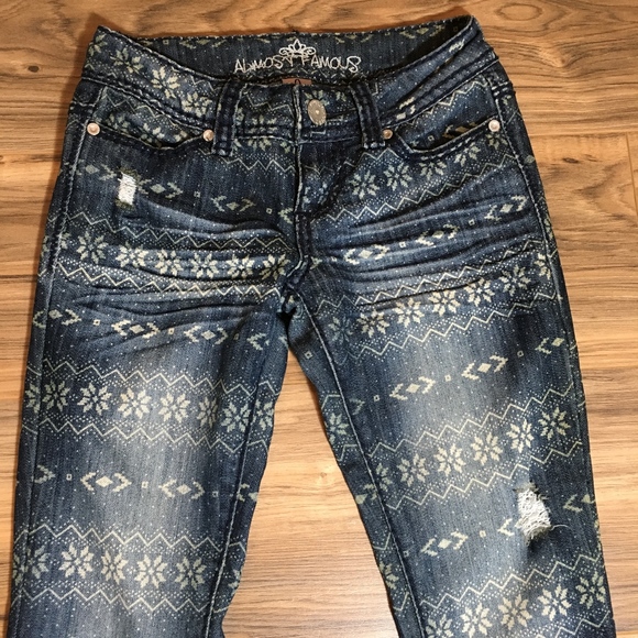 Almost Famous Skinny Patterned Jeans Size 0 - Picture 4 of 7